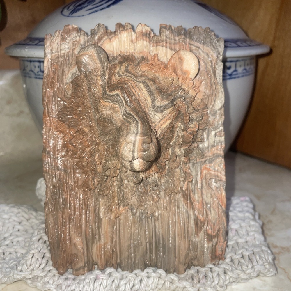 Polymer Bear Head On Faux Wood Plank‎ 5.5" Tall